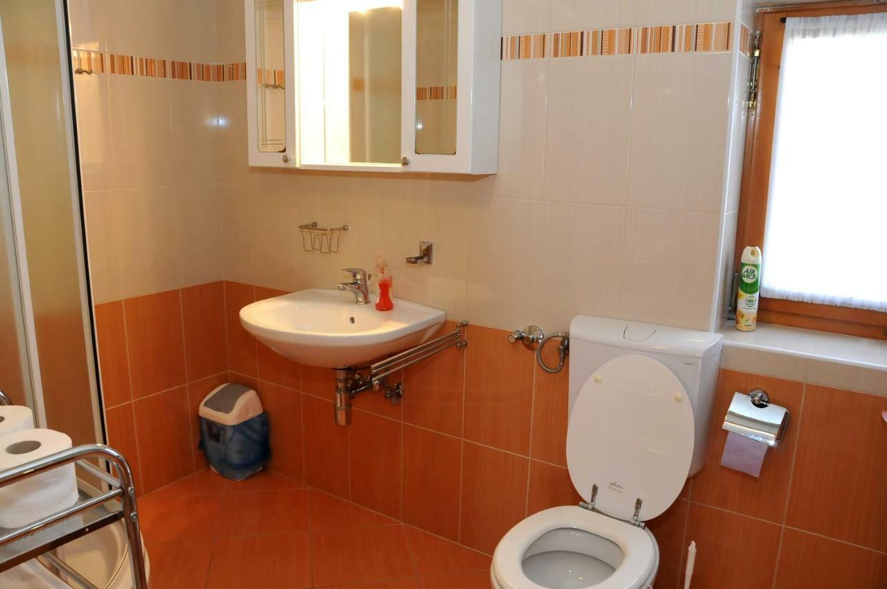 Apartments Toic Cres Luaran gambar