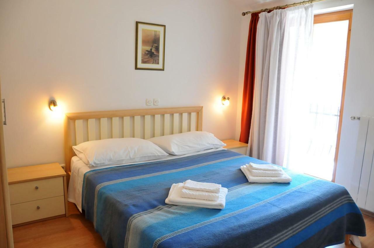 Apartments Toic Cres Luaran gambar