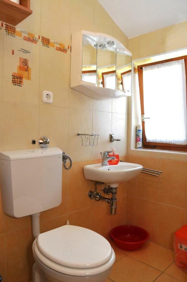 Apartments Toic Cres Luaran gambar