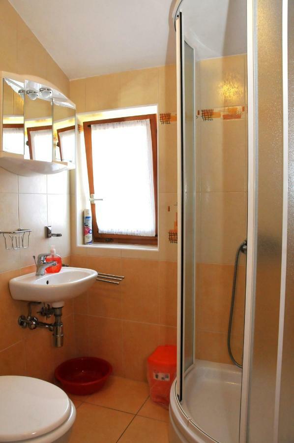 Apartments Toic Cres Luaran gambar