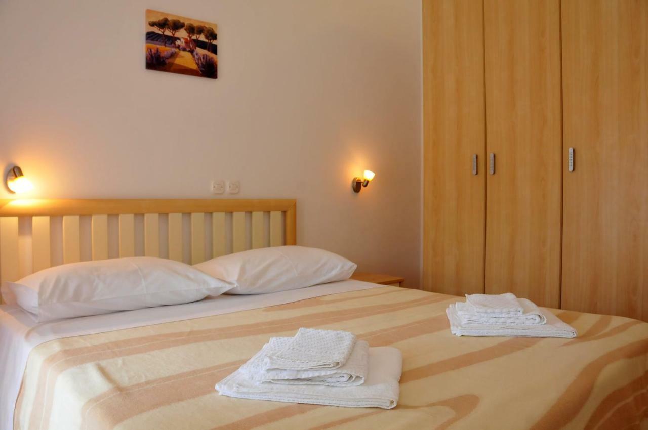 Apartments Toic Cres Luaran gambar