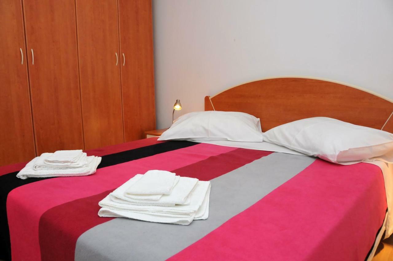 Apartments Toic Cres Luaran gambar